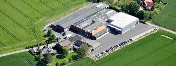 Luchtfoto Höner luchtfoto van het bedrijfsterrein